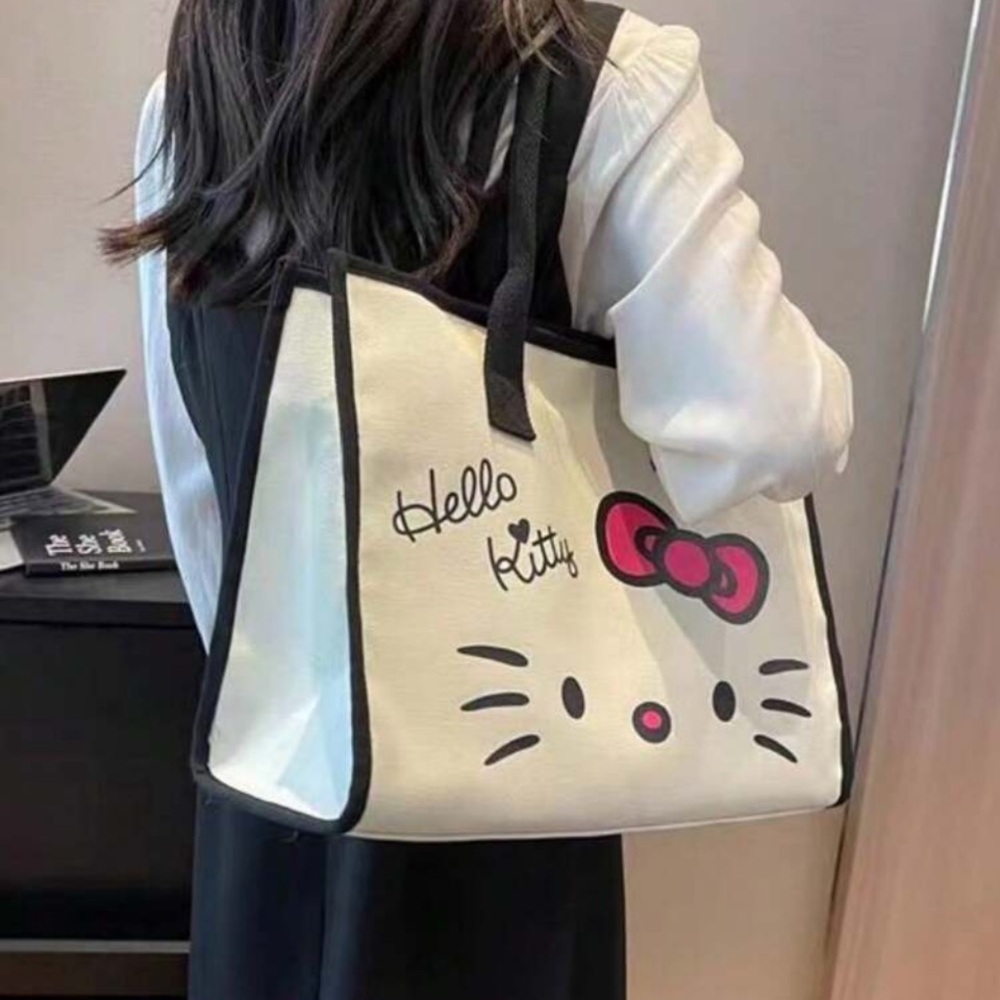 Hello Kitty Bag, A Cute Shoulder/Tote Bag Suitable For School, Work, nwt